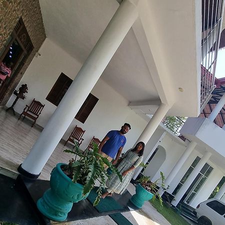 White Win Villa Elewela エクステリア 写真
