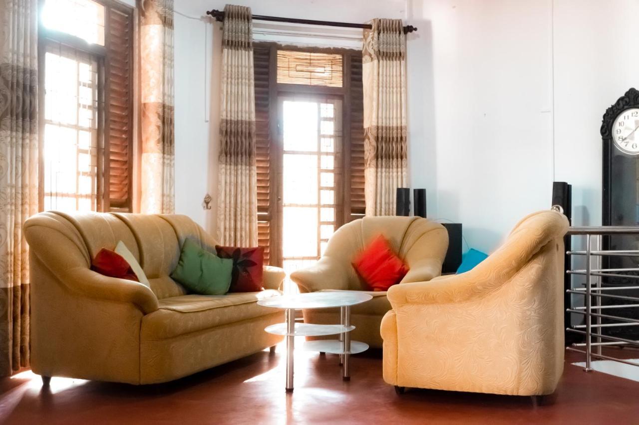 White Win Villa Elewela エクステリア 写真