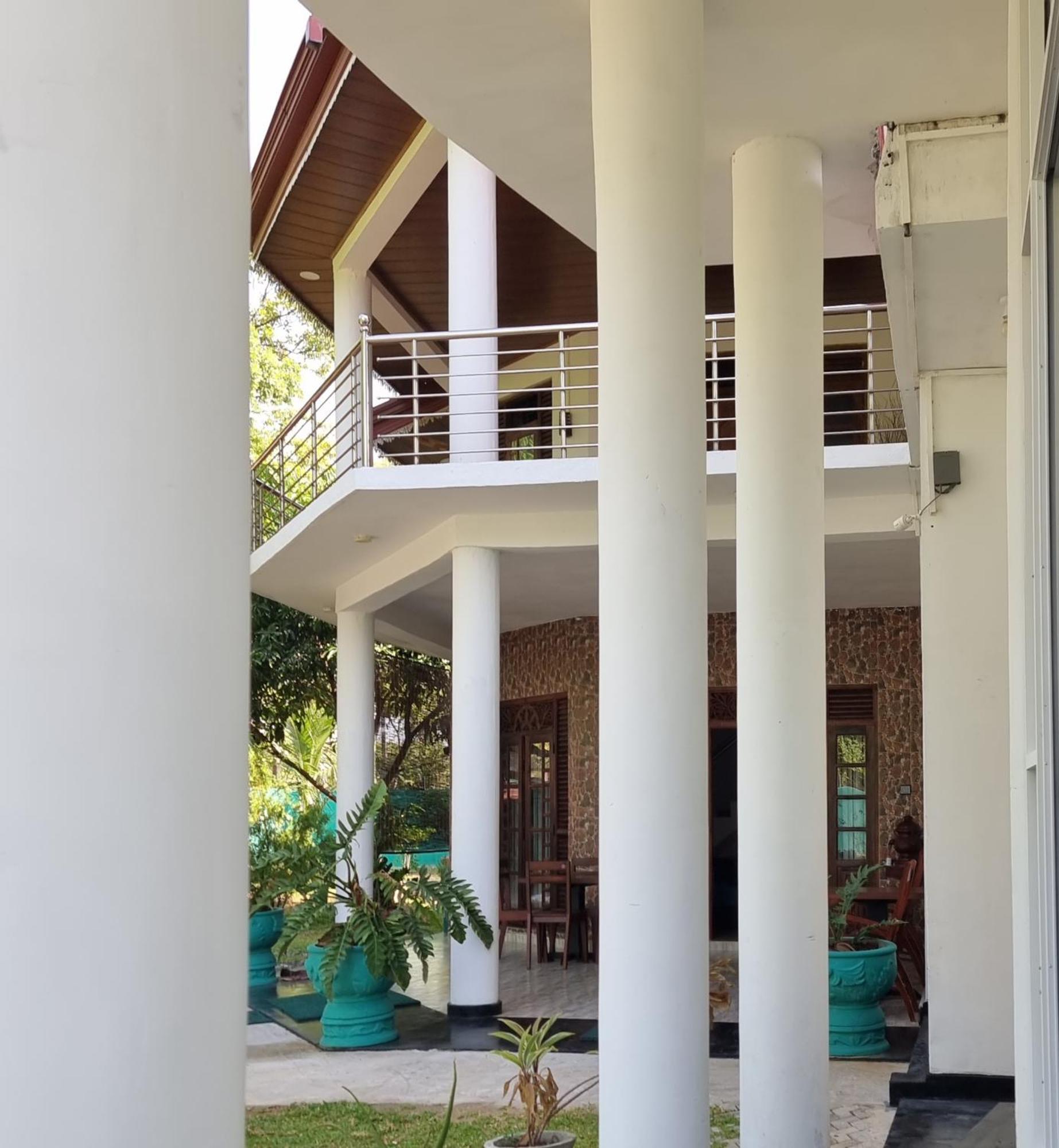 White Win Villa Elewela エクステリア 写真
