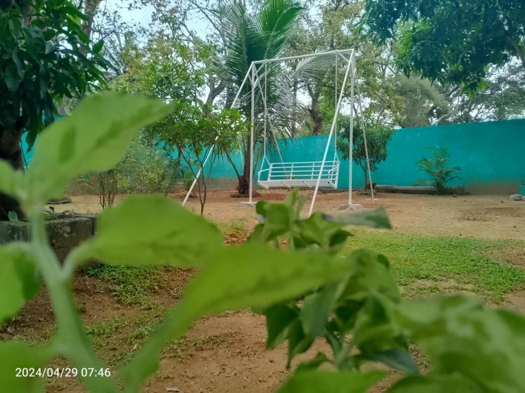 White Win Villa Elewela エクステリア 写真