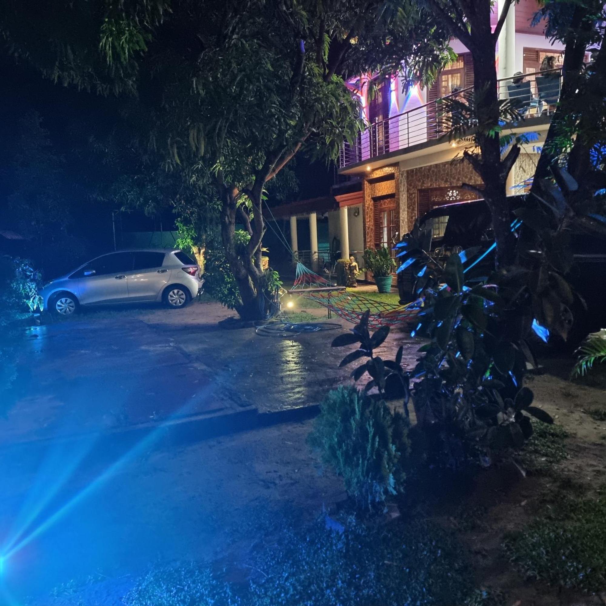 White Win Villa Elewela エクステリア 写真